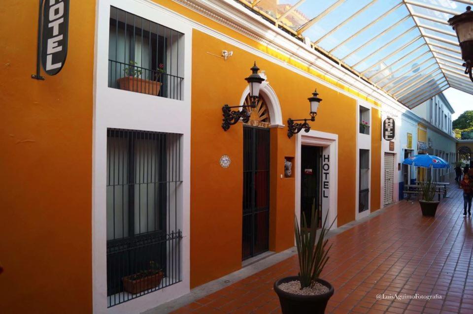 Hotel Del Pasaje Morales Comitan de Dominguez Exteriör bild