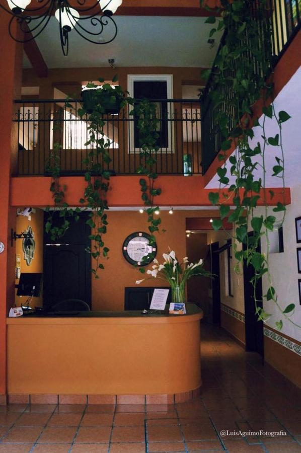 Hotel Del Pasaje Morales Comitan de Dominguez Exteriör bild